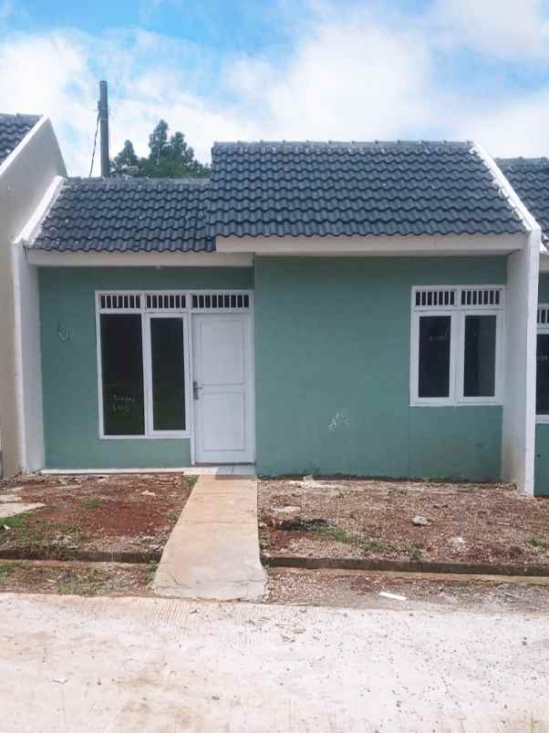 dijual rumah parung