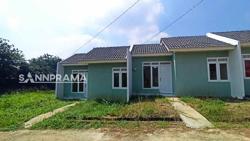 dijual rumah parung