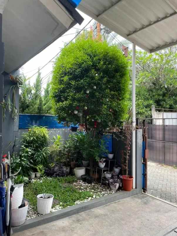 dijual rumah parung serab