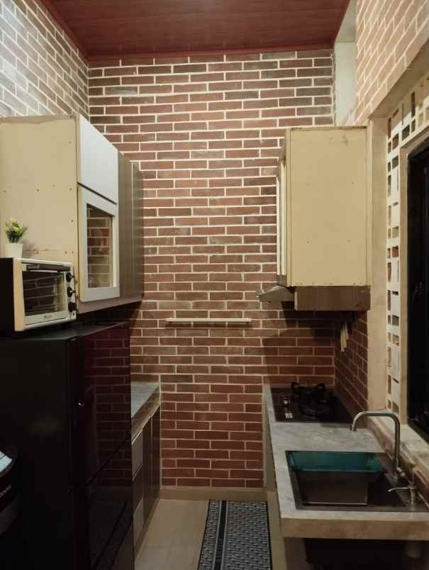 dijual rumah parung serang