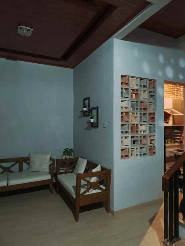 dijual rumah parung serang