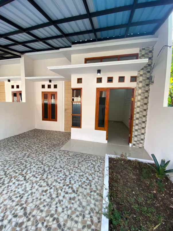 dijual rumah pasir putih