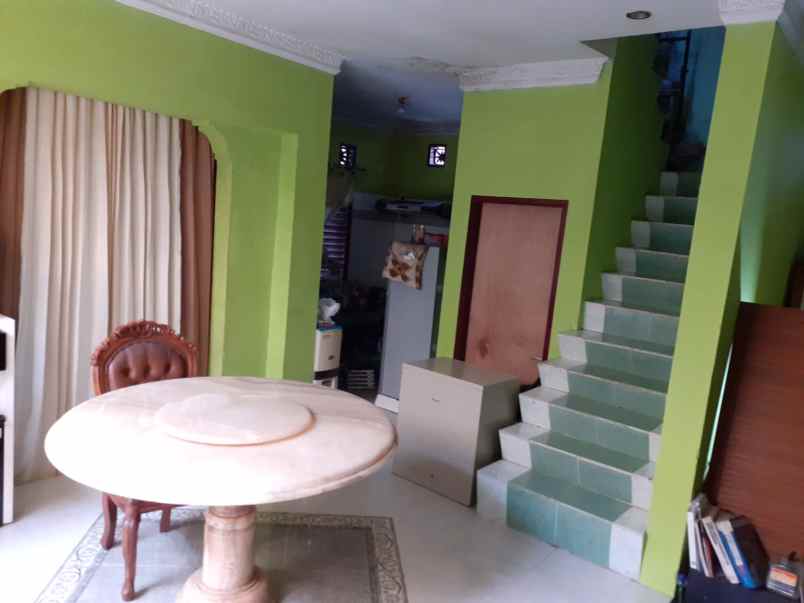 dijual rumah permata