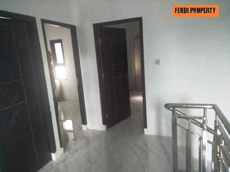 dijual rumah perumahan bukit golf cibubur