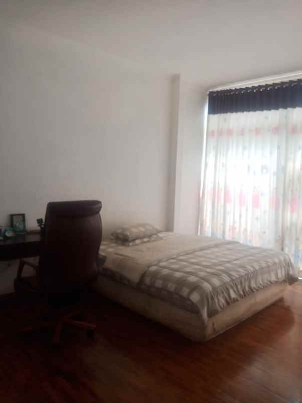 dijual rumah perumahan bukit sariwangi