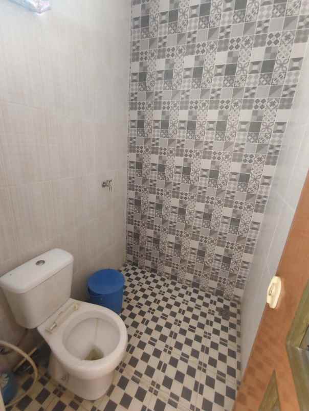 dijual rumah perumahan gunung anyar