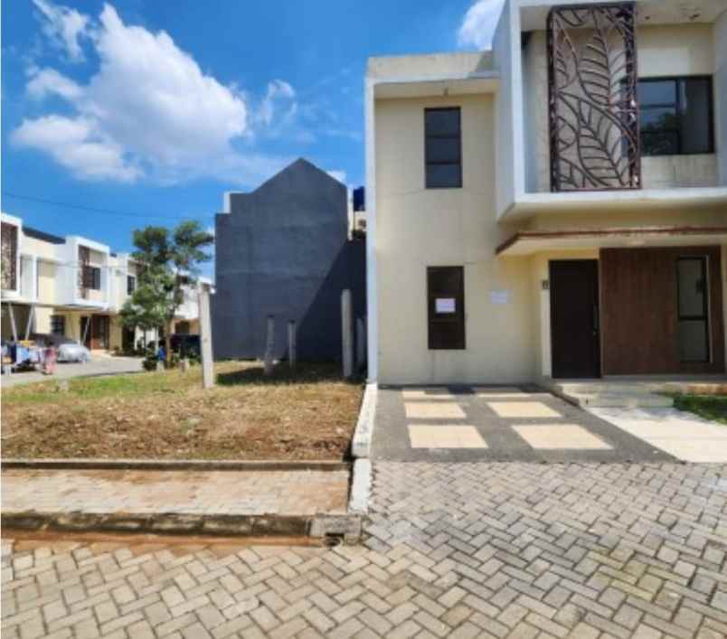 dijual rumah perumahan martadinata kel