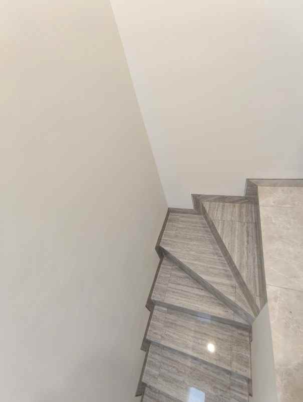 dijual rumah perumahan nirwana