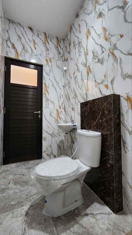 dijual rumah perumahan pondok nirwana