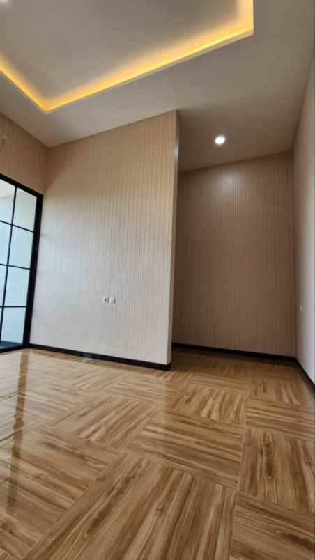dijual rumah perumahan pondok nirwana