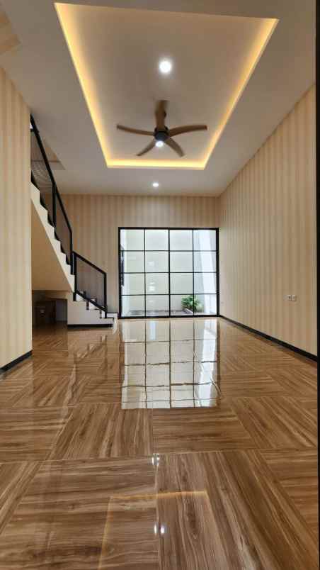 dijual rumah perumahan pondok nirwana