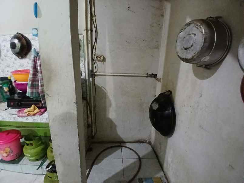 dijual rumah perumahan pondok randu