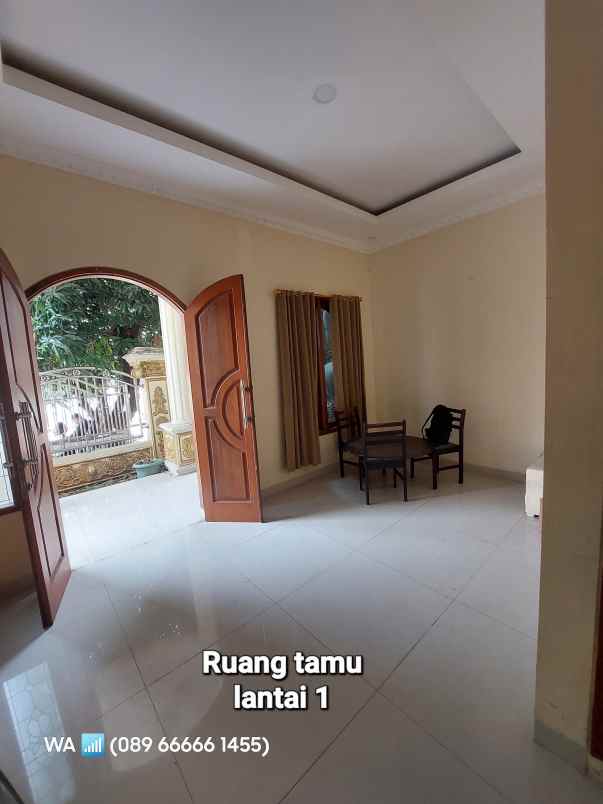 dijual rumah perumahan puri dewata