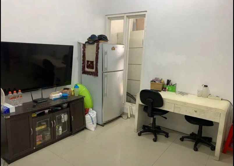 dijual rumah perumahan semanggi