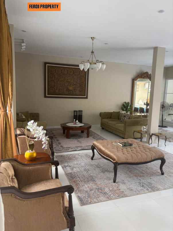 dijual rumah perumahan taman kenari