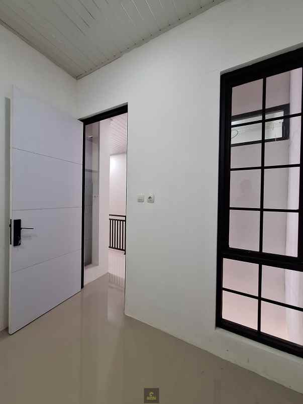 dijual rumah pinang tangerang