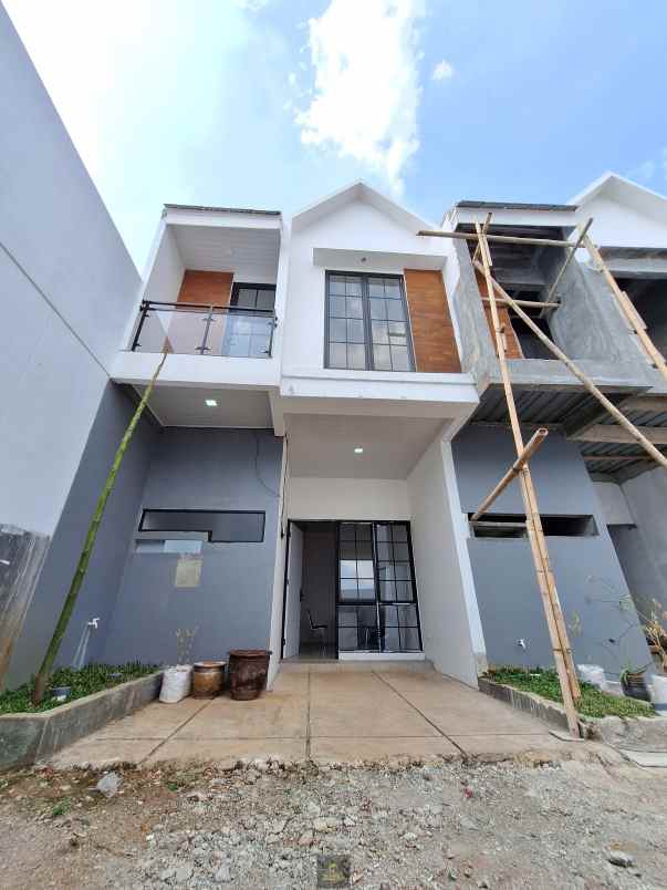 dijual rumah pinang tangerang