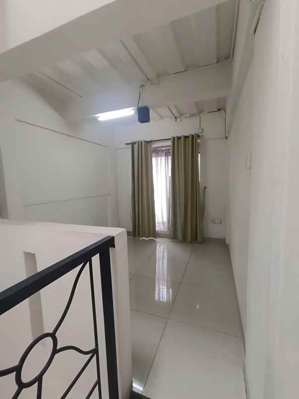 dijual rumah pisangan ciputat timur