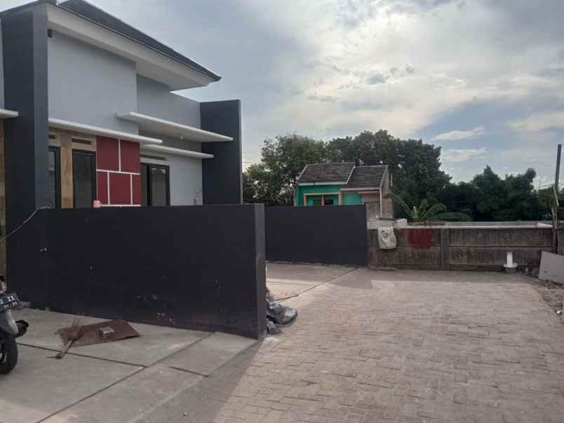 dijual rumah pondok benda reni jaya