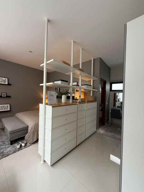 dijual rumah pondok gede