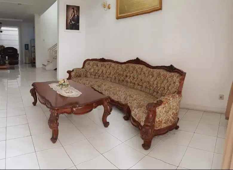 dijual rumah pondok indah