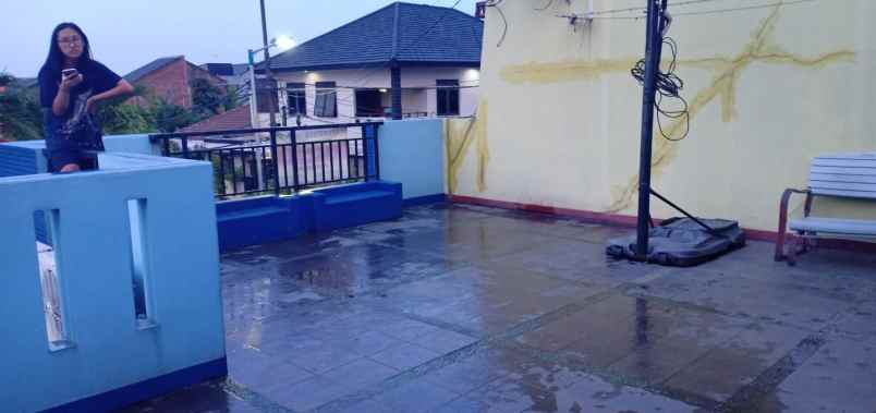 dijual rumah pondok kelapa