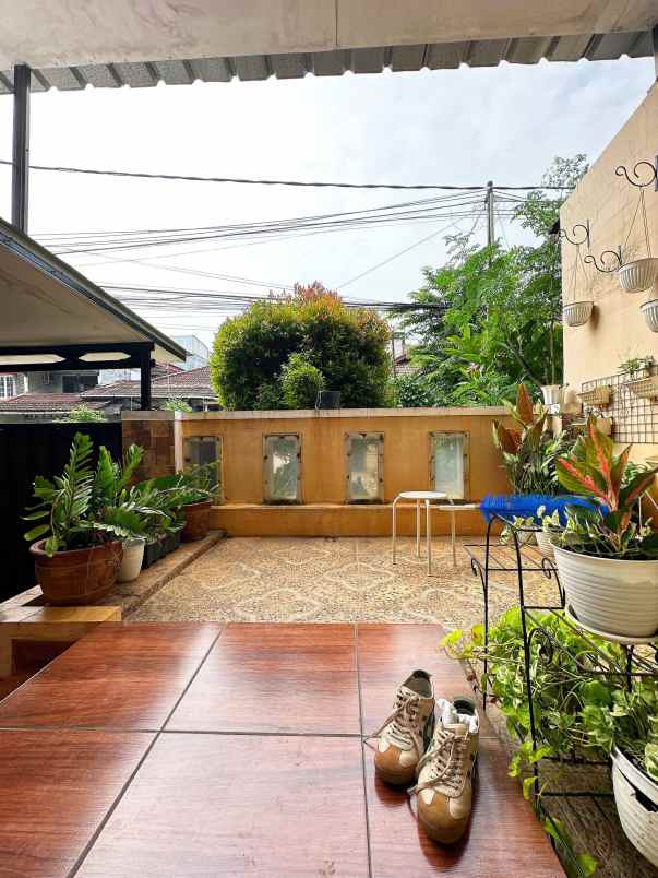 dijual rumah pondok kelapa