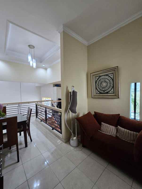 dijual rumah pondok kelapa jaktim