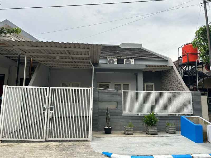 dijual rumah pondok nirwana