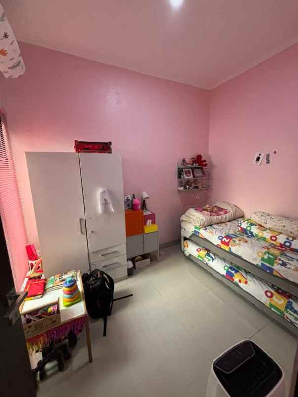 dijual rumah pondok pucung