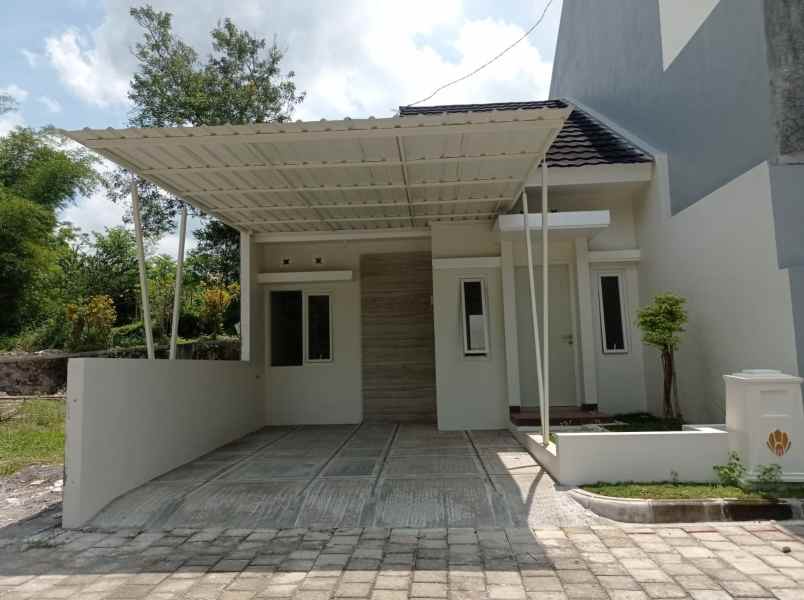 dijual rumah prambanan sleman yogyakarta