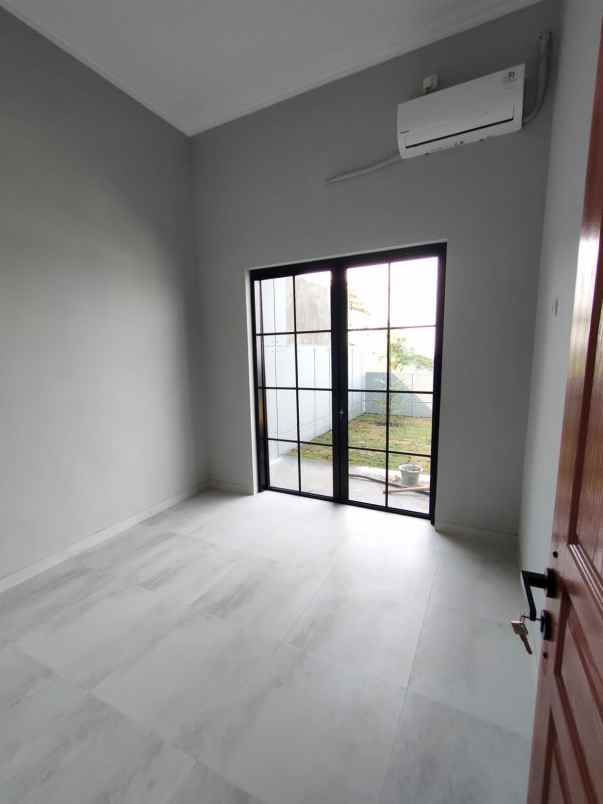 dijual rumah pudakpayung