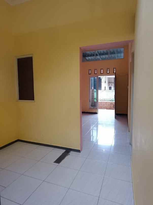 dijual rumah pudakpayung
