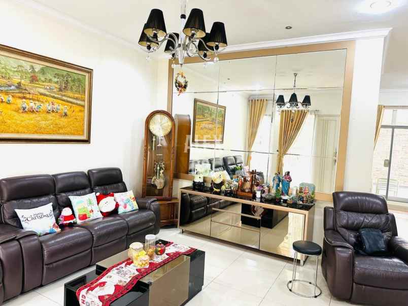 dijual rumah puri mansion