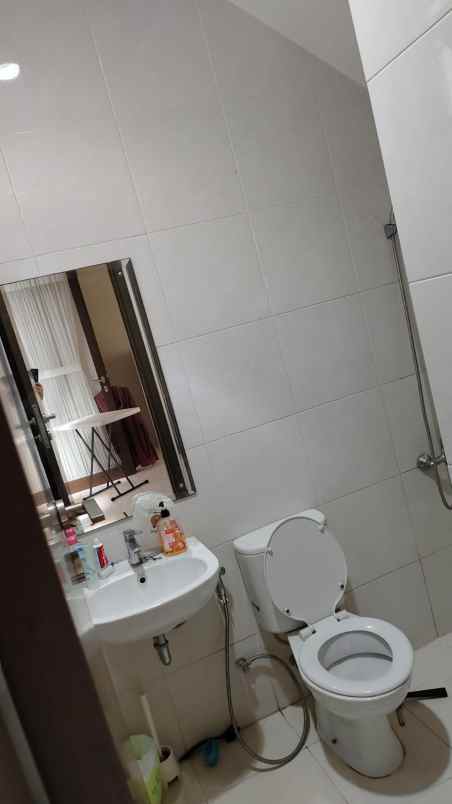 dijual rumah rawa mekar jaya