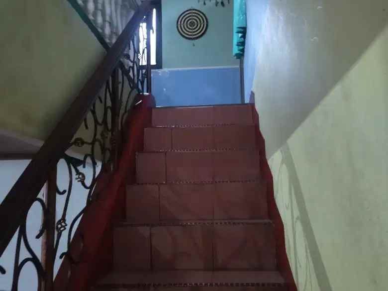 dijual rumah rempoa ciputat