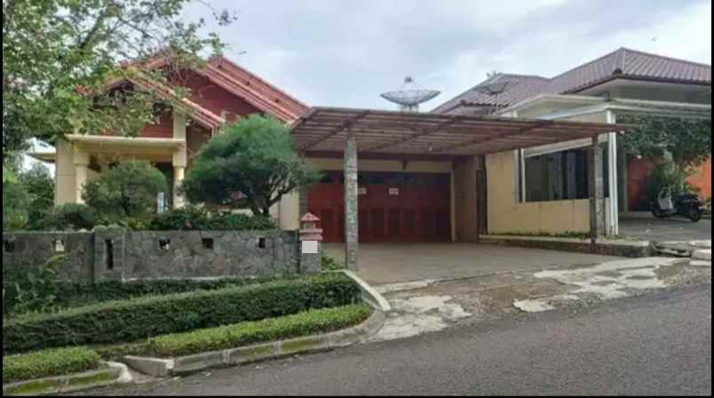dijual rumah resort dago pakar permai