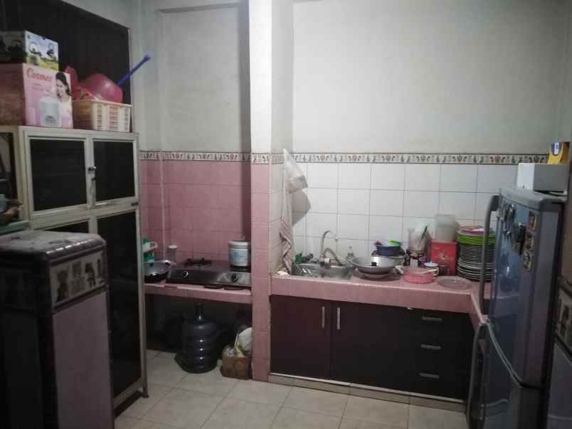dijual rumah rewwin waru sidoarjo