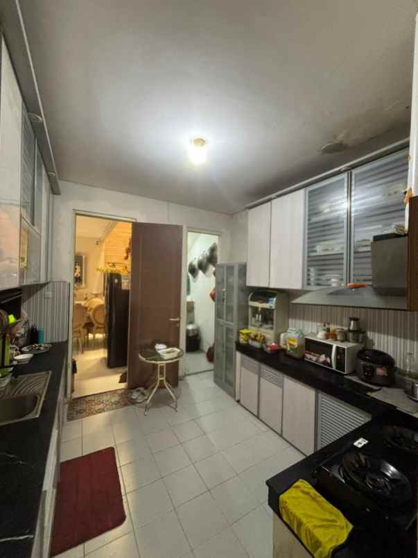 dijual rumah richmond royal residence