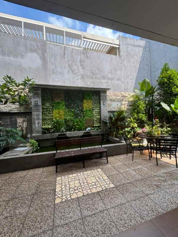 dijual rumah richmond royal residence