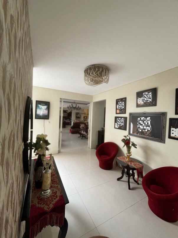 dijual rumah richmond royal residence