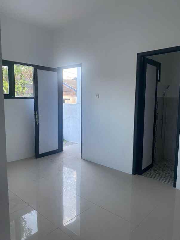 dijual rumah riungbandung