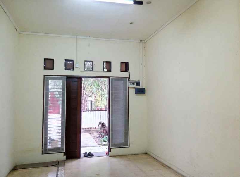 dijual rumah rumah cempaka putih