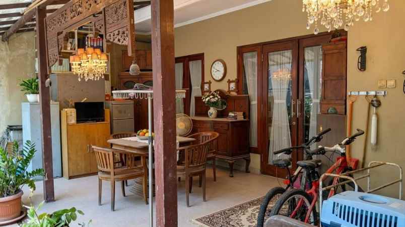dijual rumah rumah mulyosari