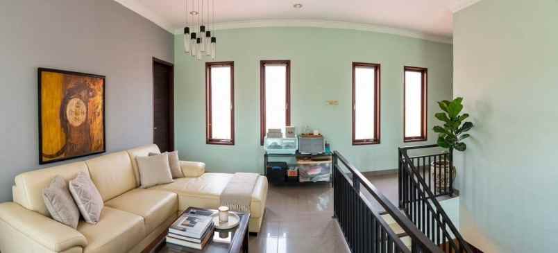 dijual rumah rumah mulyosari