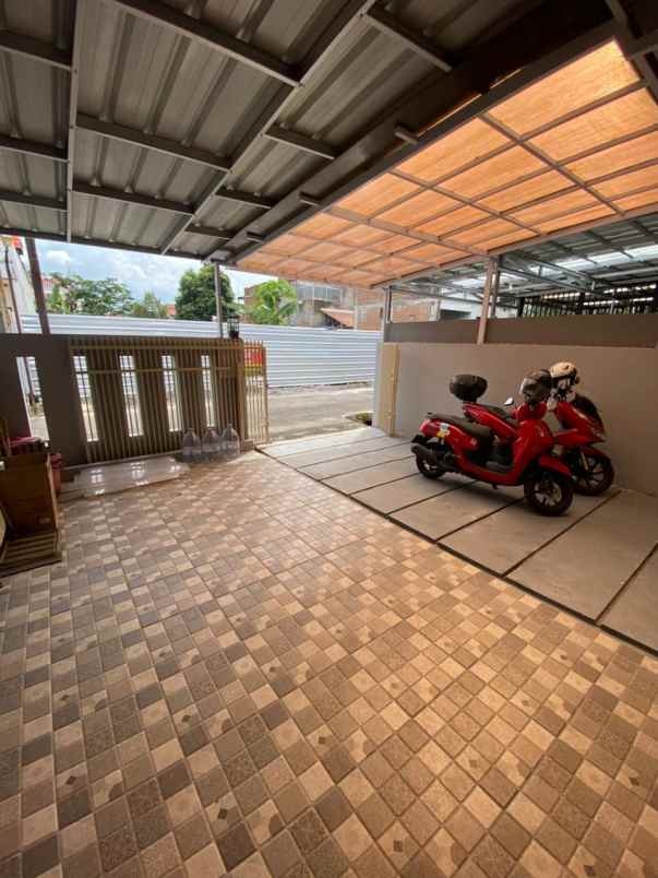 dijual rumah rumah murah dekat griya