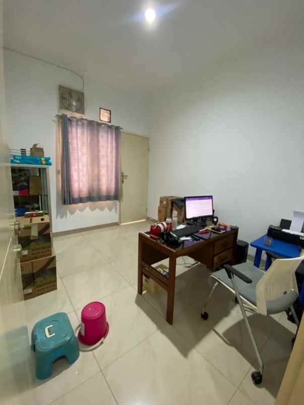 dijual rumah rumah murah dekat griya