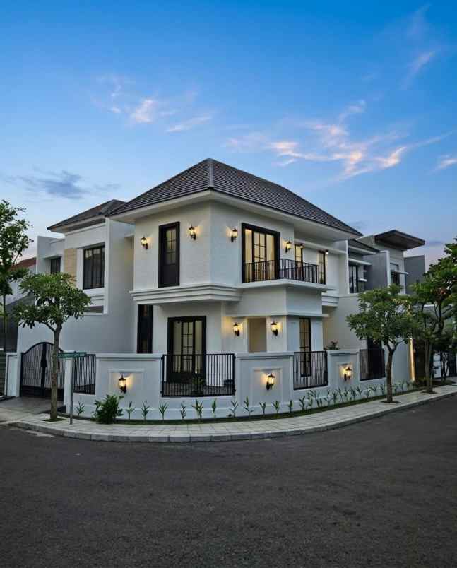 dijual rumah rungkut asri rungkut