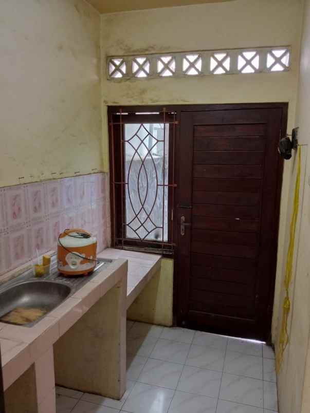dijual rumah sariharjo