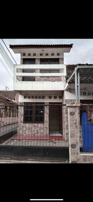 dijual rumah sariharjo